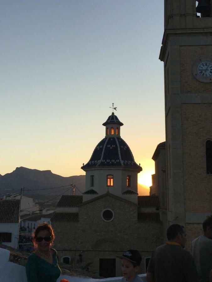 Altea, Callejeando Por Su Casco Antiguo. Exterior foto